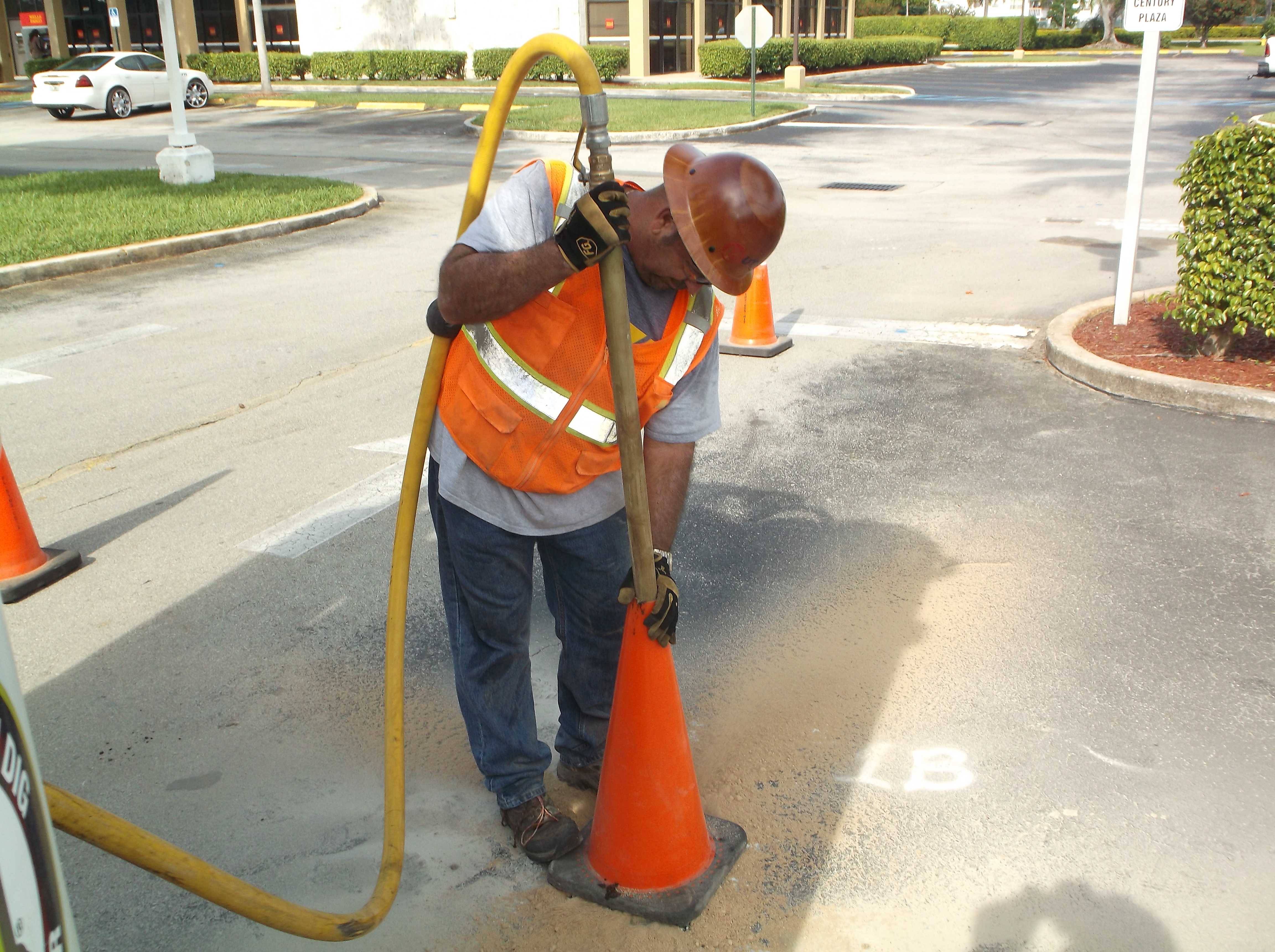 US Utility Potholing technician air lance soft dig test hole Pompano Beach FL