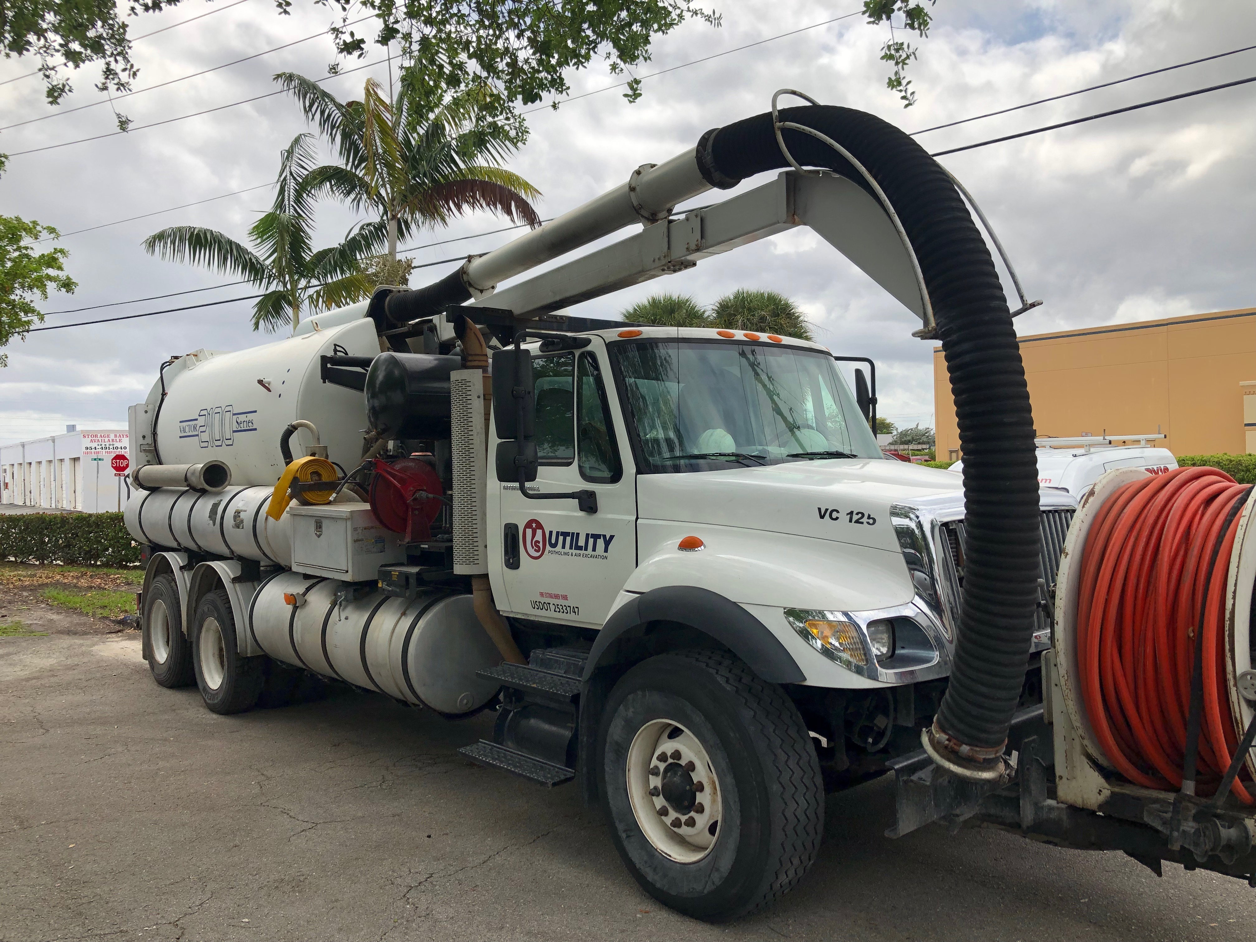 US Utility Potholing VC 125 vacuum excavation truck Pompano Beach Florida